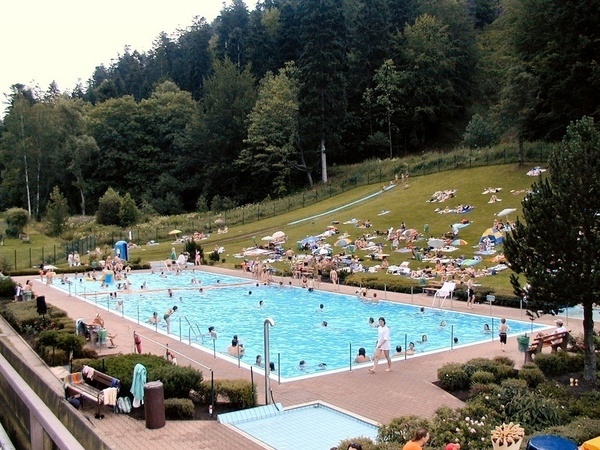  Bildnachweis: Mit freundlicher Genehmigung der Touristik Hfen an der Enz